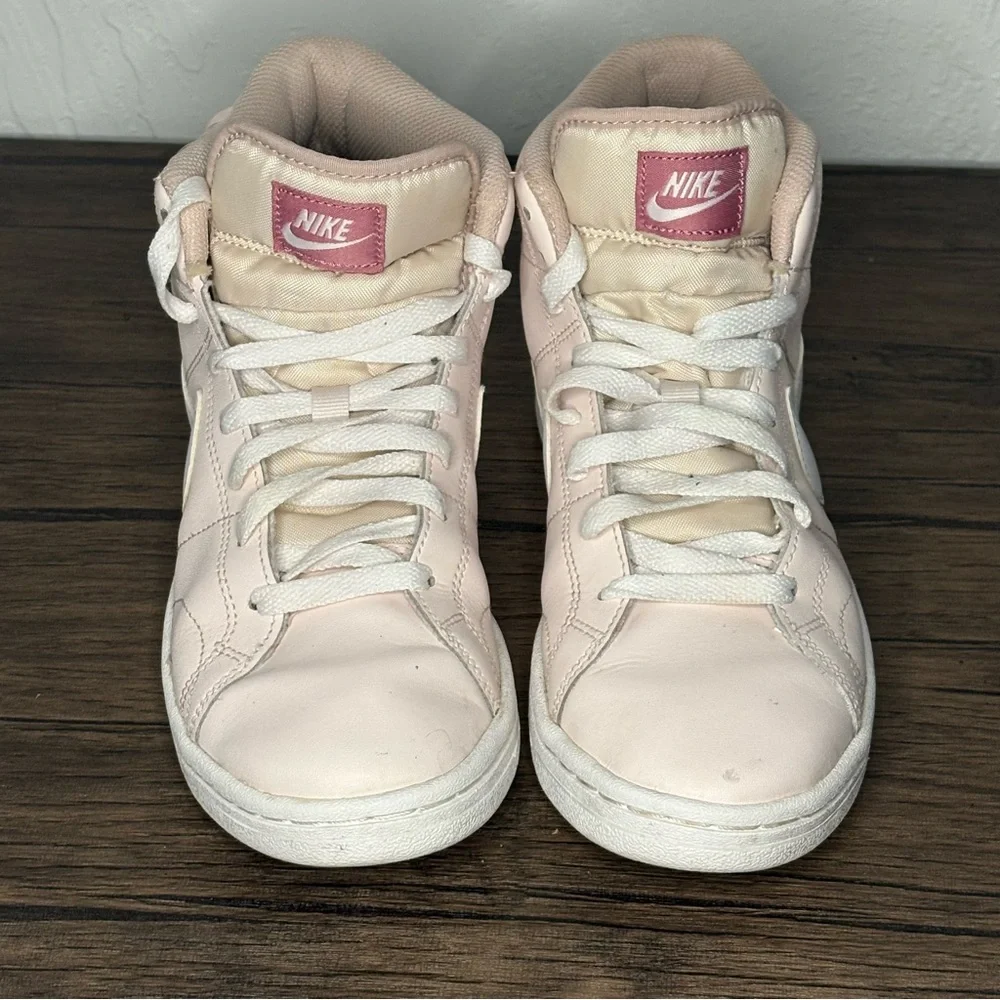 Womens Size 7 Nike Court Royale 2‎ Mid Soft Pink White Casual FD0286 600